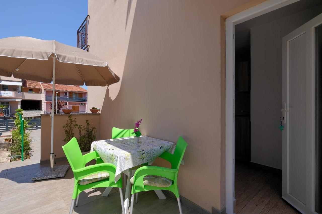 Apartman Mishel 2 Fazana Exterior photo